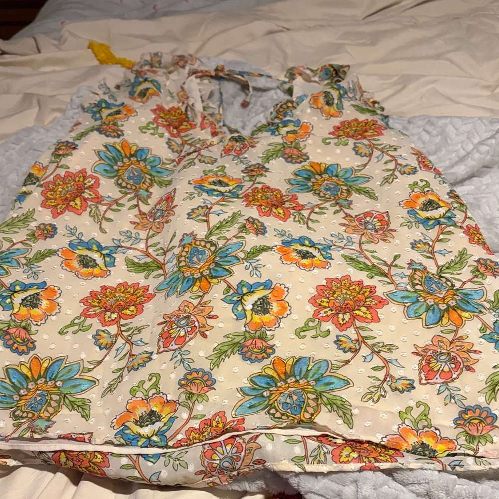 Cato Floral Blouse with Multicolor Design